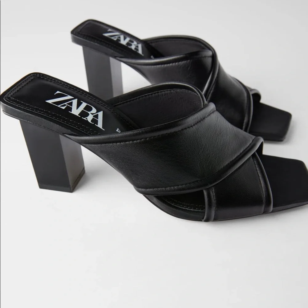 ZARA Soft Leather Heeled Sandals - Picture 6 of 7